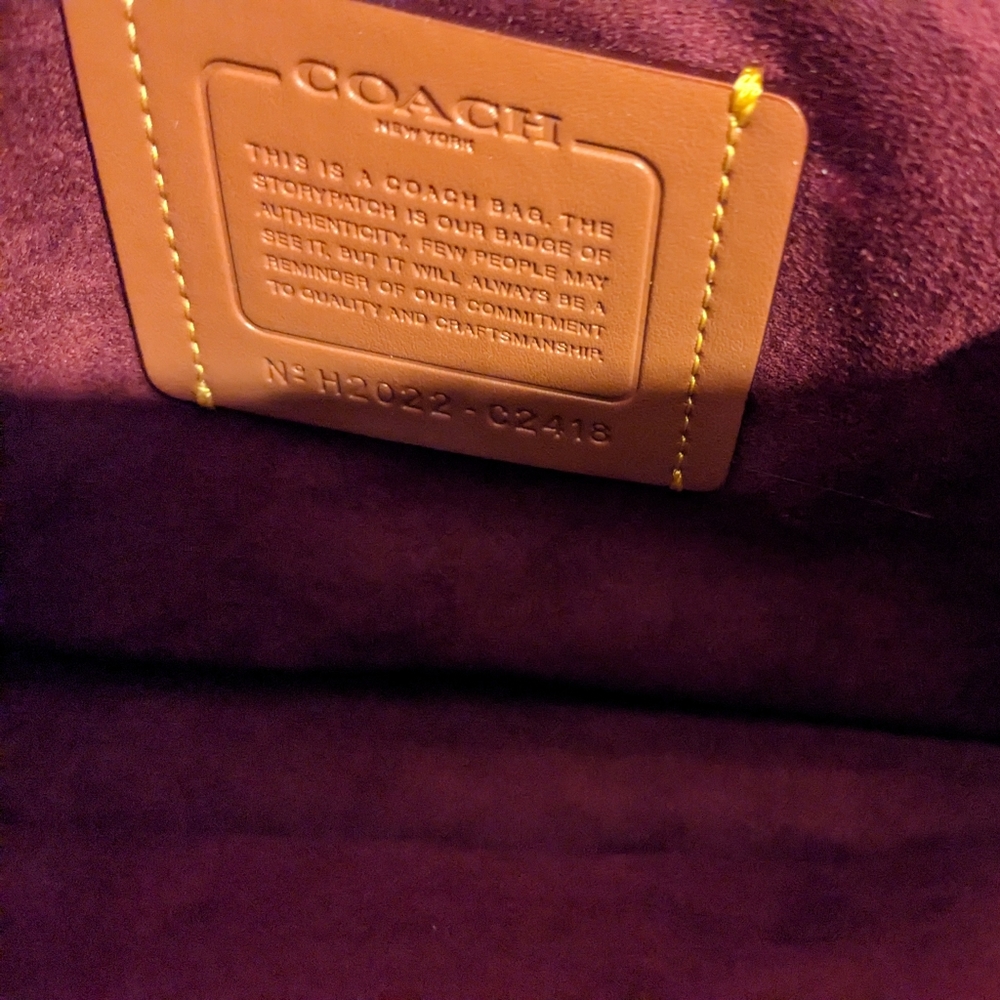 Coach Beat Shoulder Bag - Picture 9 of 9